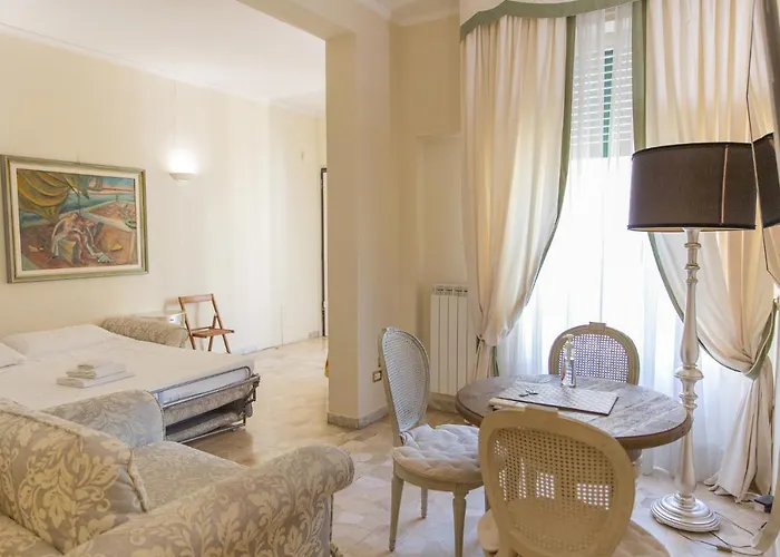 Classic 1Br Outside Ztl & 10 Min From Center